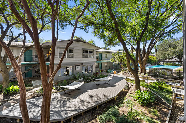 Furnished Finder property 489577_2 photo 33