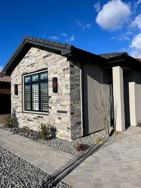 Furnished Finder property 489583_1 photo 1