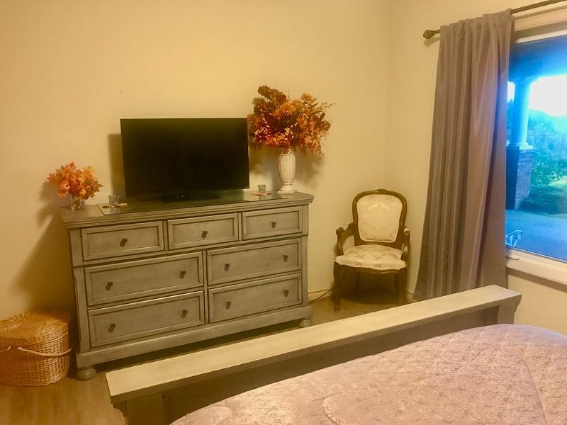 Furnished Finder property 489600_1 photo 7