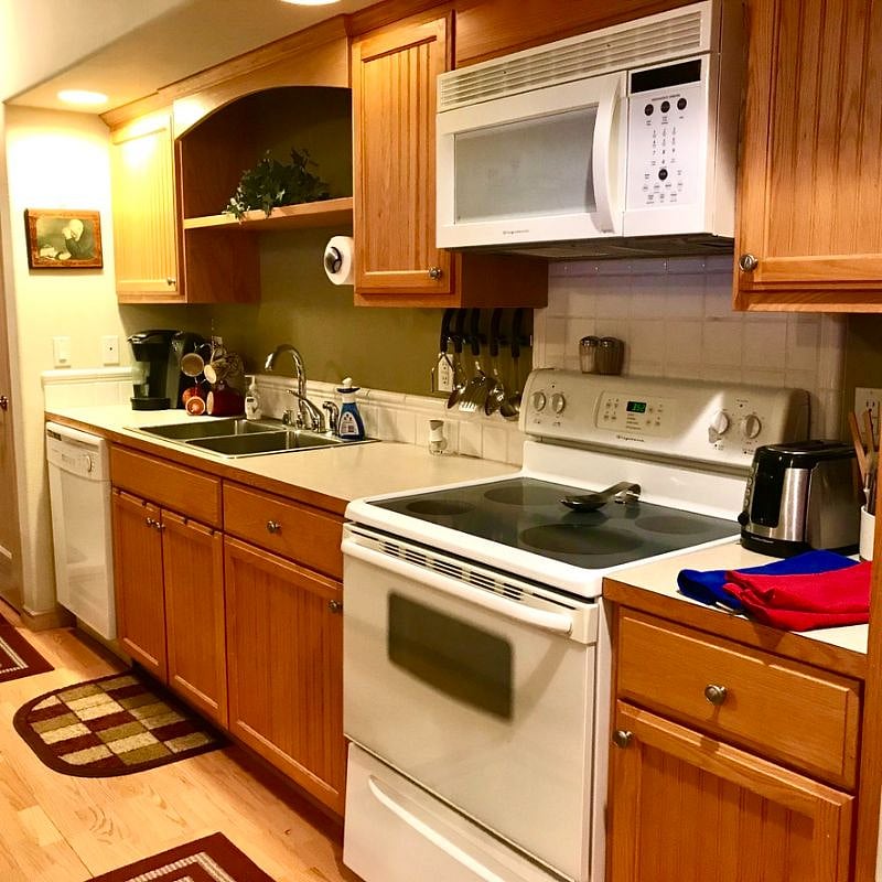 Furnished Finder property 489600_1 photo 14