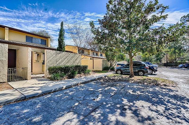 Furnished Finder property 489616_1 photo 38
