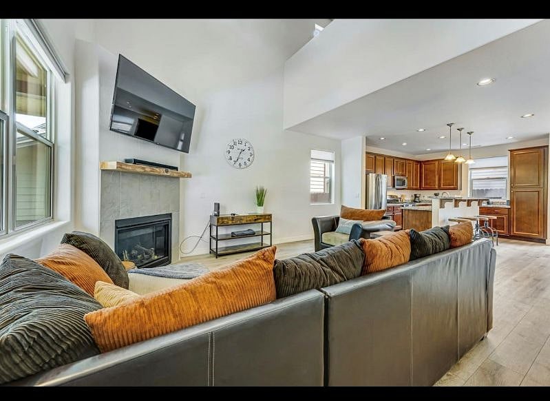 Furnished Finder property 489626_1 photo 6