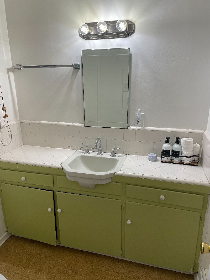 Furnished Finder property 489676_1 photo 10