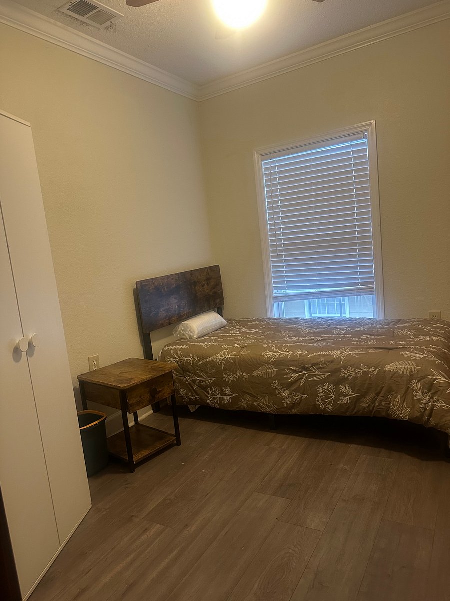 Furnished Finder property 489738_1 photo 3