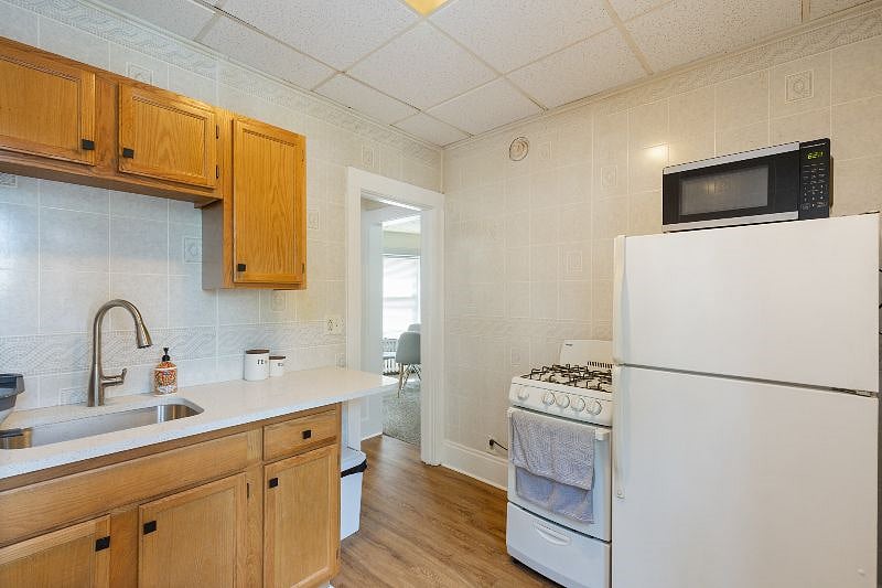 Furnished Finder property 489749_7 photo 10