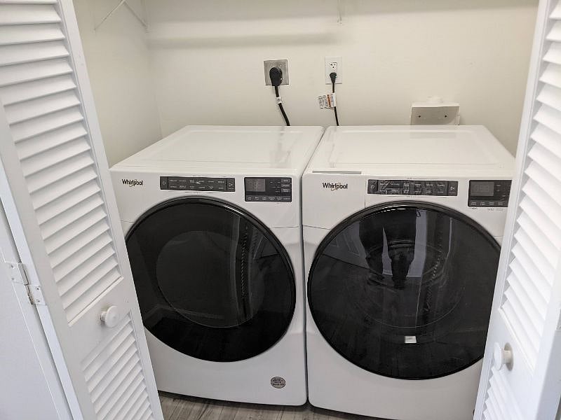 Laundry and utilities included.