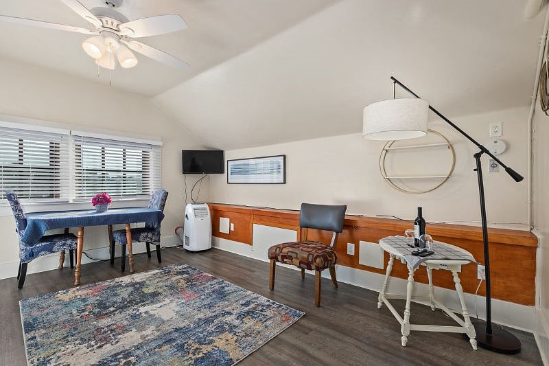 Furnished Finder property 489819_4 photo 3