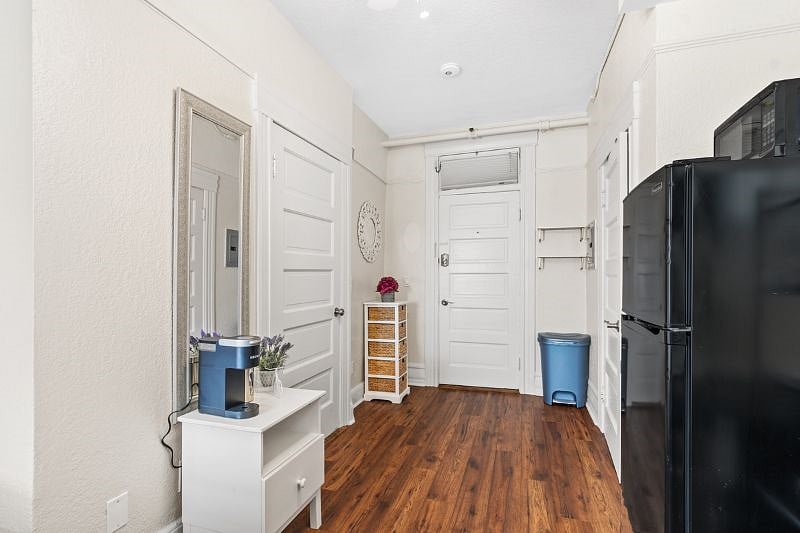 Furnished Finder property 489819_5 photo 5