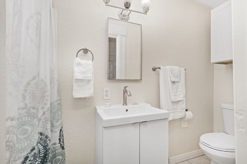Furnished Finder property 489819_5 photo 10