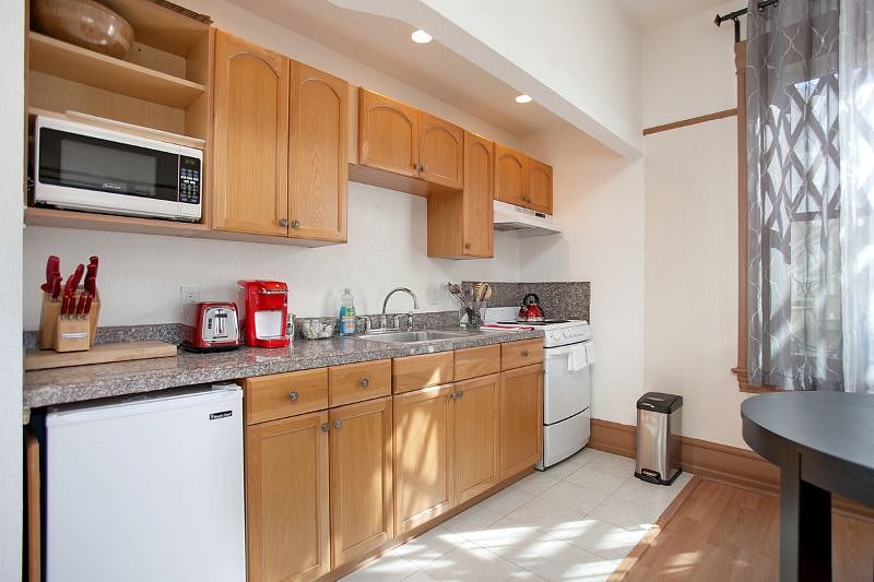 Furnished Finder property 489819_5 photo 24