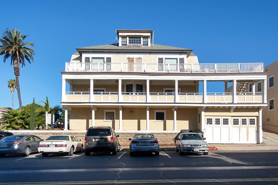 Furnished Finder property 489819_9 photo 18