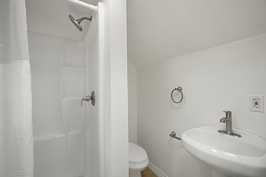 Furnished Finder property 489819_9 photo 25