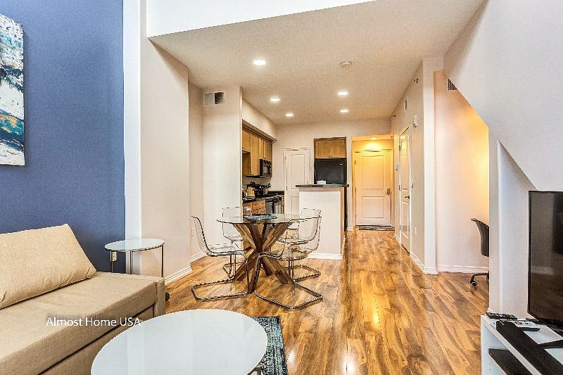 Furnished Finder property 489825_1 photo 3