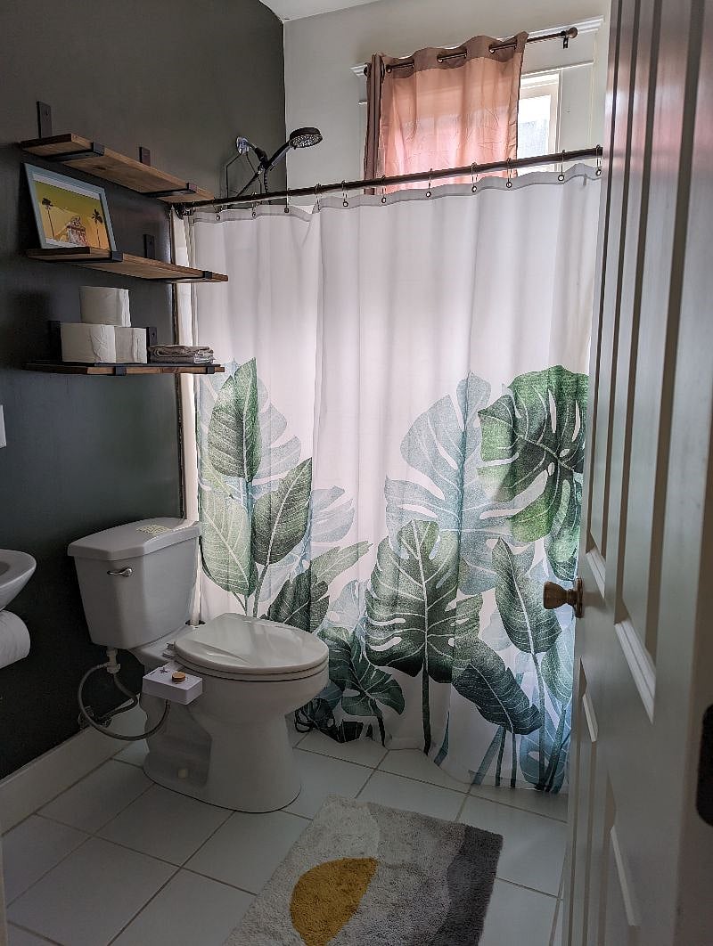 En suite bathroom for Primary Bedroom