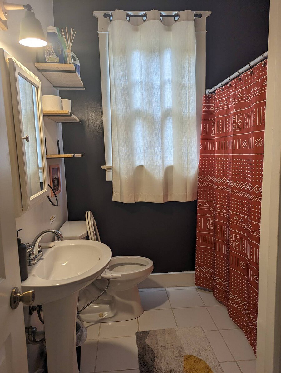Hall Bathroom