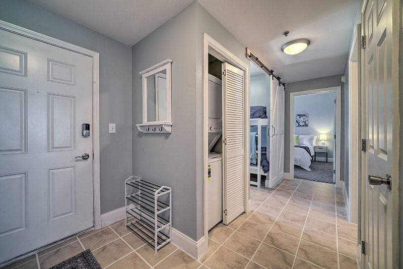 Furnished Finder property 489846_1 photo 8