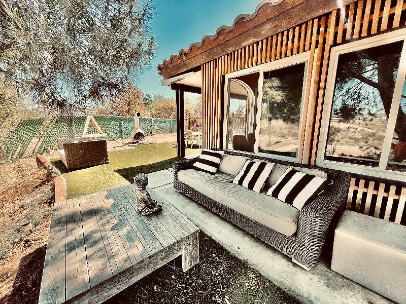 Furnished Finder property 489884_3 photo 12