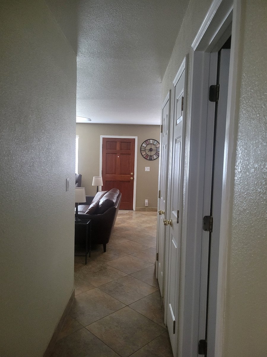 Furnished Finder property 489901_1 photo 32