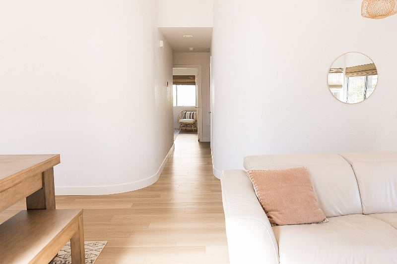 Hallway to bedrooms