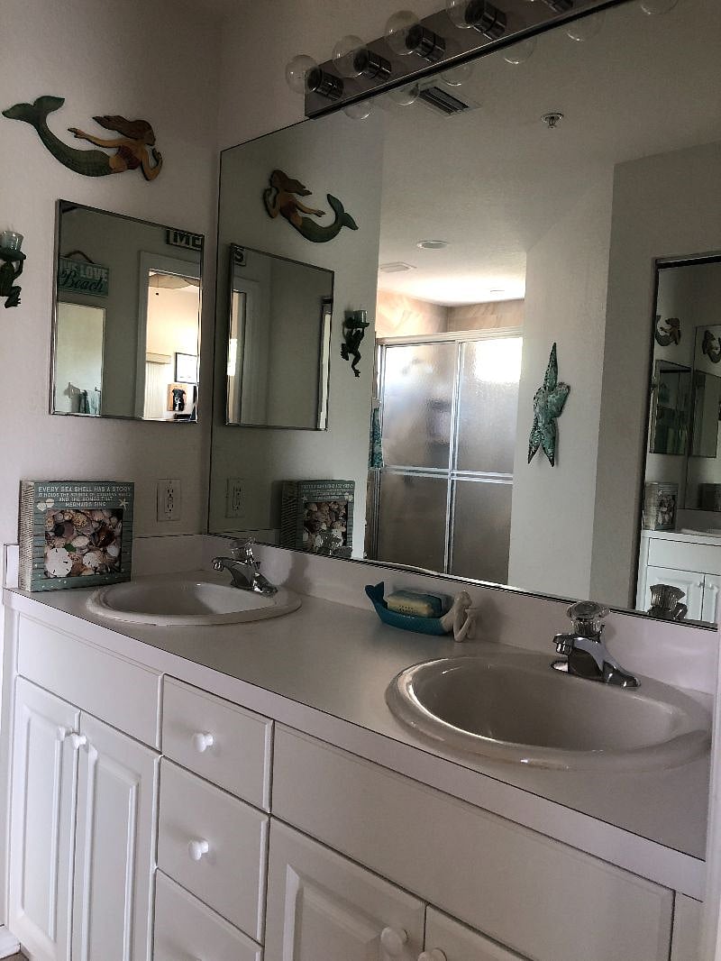 Master Bath -- double sinks