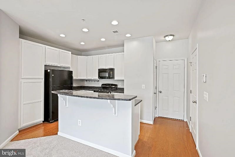 Furnished Finder property 489964_1 photo 4