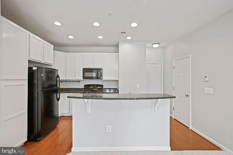 Furnished Finder property 489964_1 photo 8