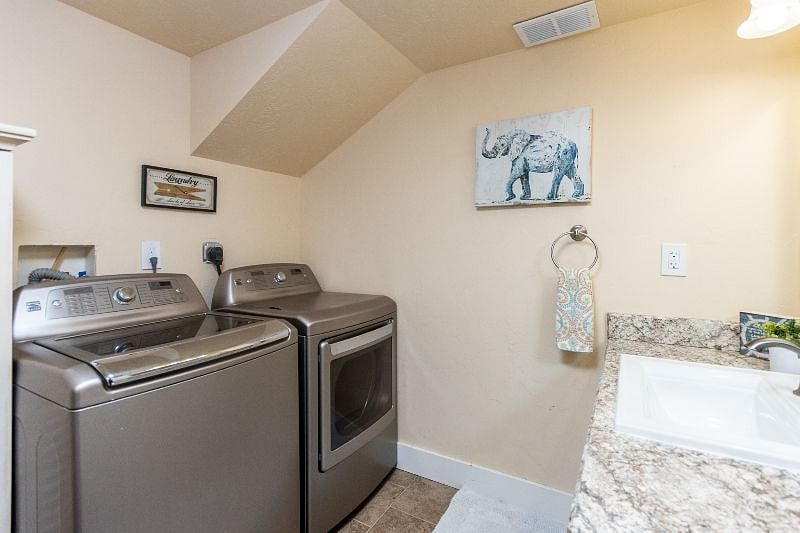 Furnished Finder property 489978_1 photo 23
