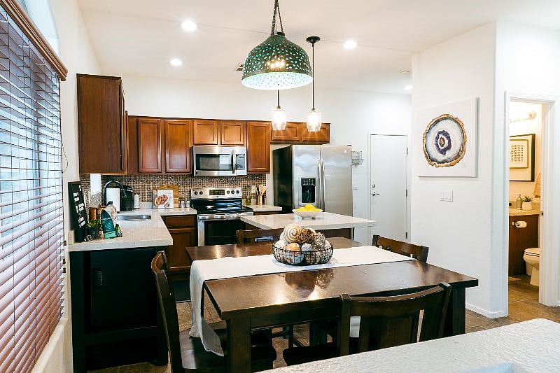 Lower level fully stocked kitchen
