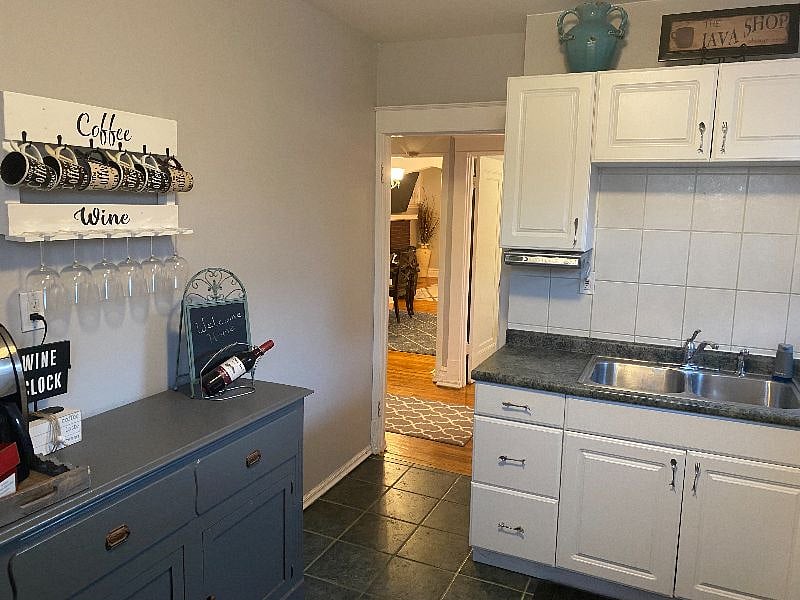 Furnished Finder property 490053_1 photo 6