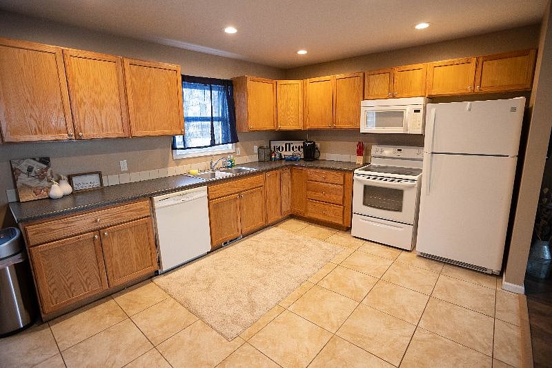 Furnished Finder property 490064_1 photo 5