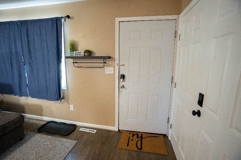 Furnished Finder property 490064_1 photo 17