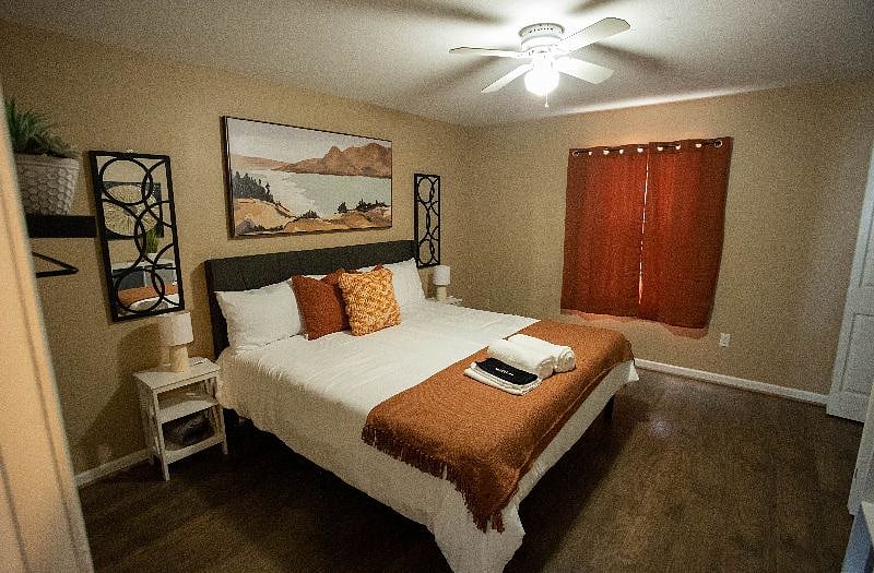 Furnished Finder property 490064_1 photo 3