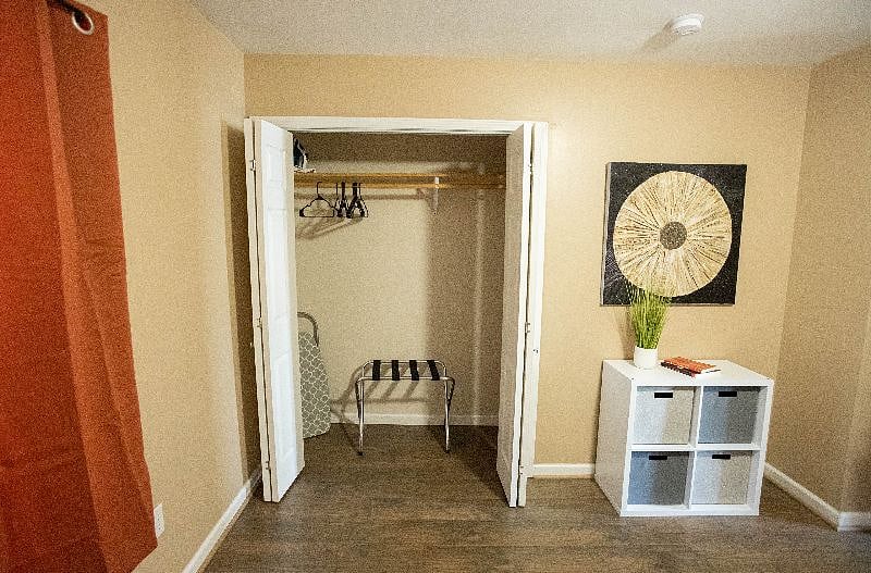 Furnished Finder property 490064_1 photo 25