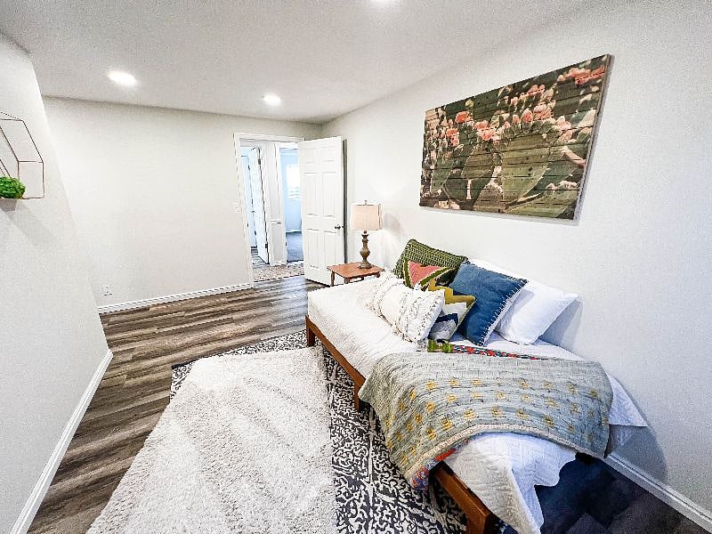 Furnished Finder property 490069_1 photo 17