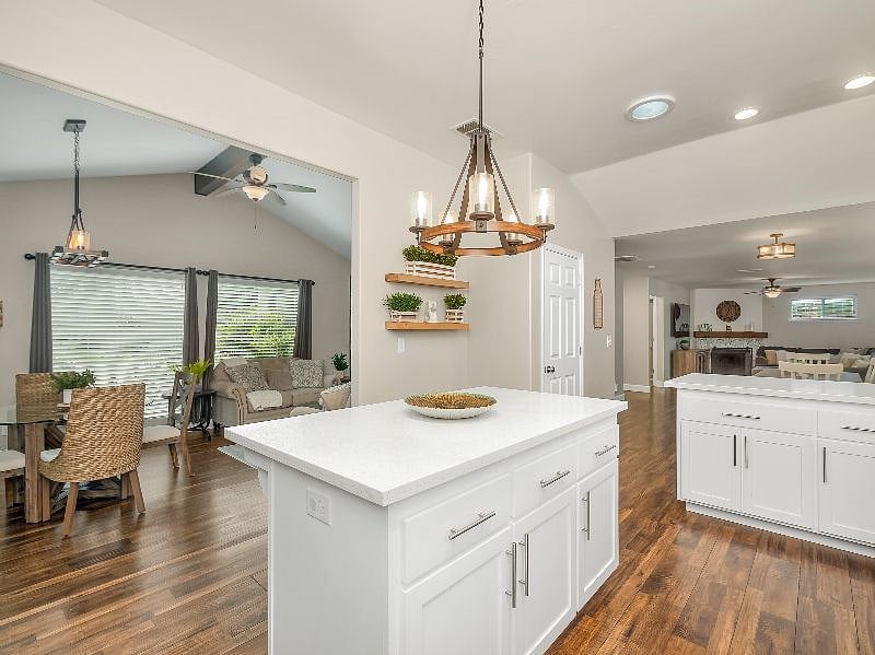Furnished Finder property 490097_1 photo 28