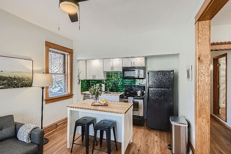 Furnished Finder property 490245_2 photo 12