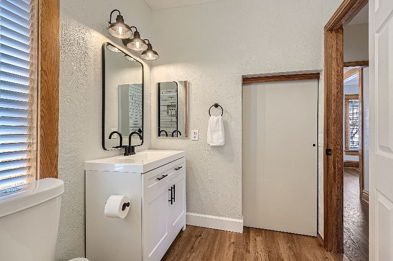 Furnished Finder property 490245_2 photo 21