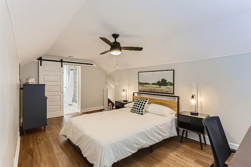 Furnished Finder property 490245_3 photo 10