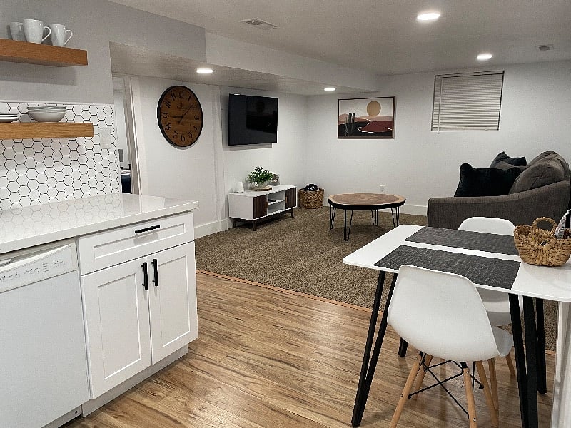 Furnished Finder property 490284_1 photo 1