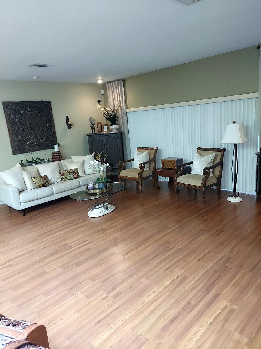 Furnished Finder property 490285_2 photo 8