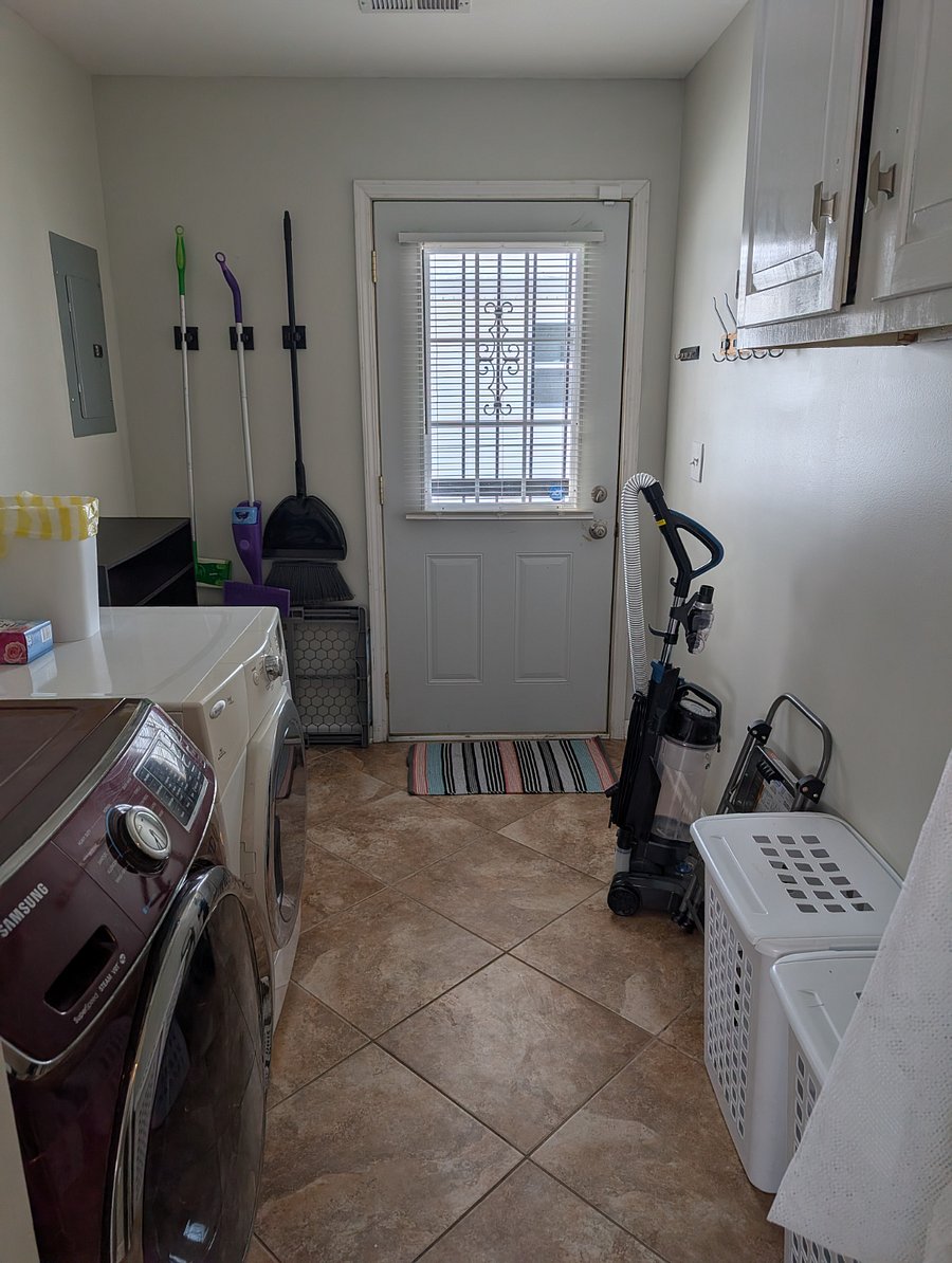 Furnished Finder property 490352_1 photo 17