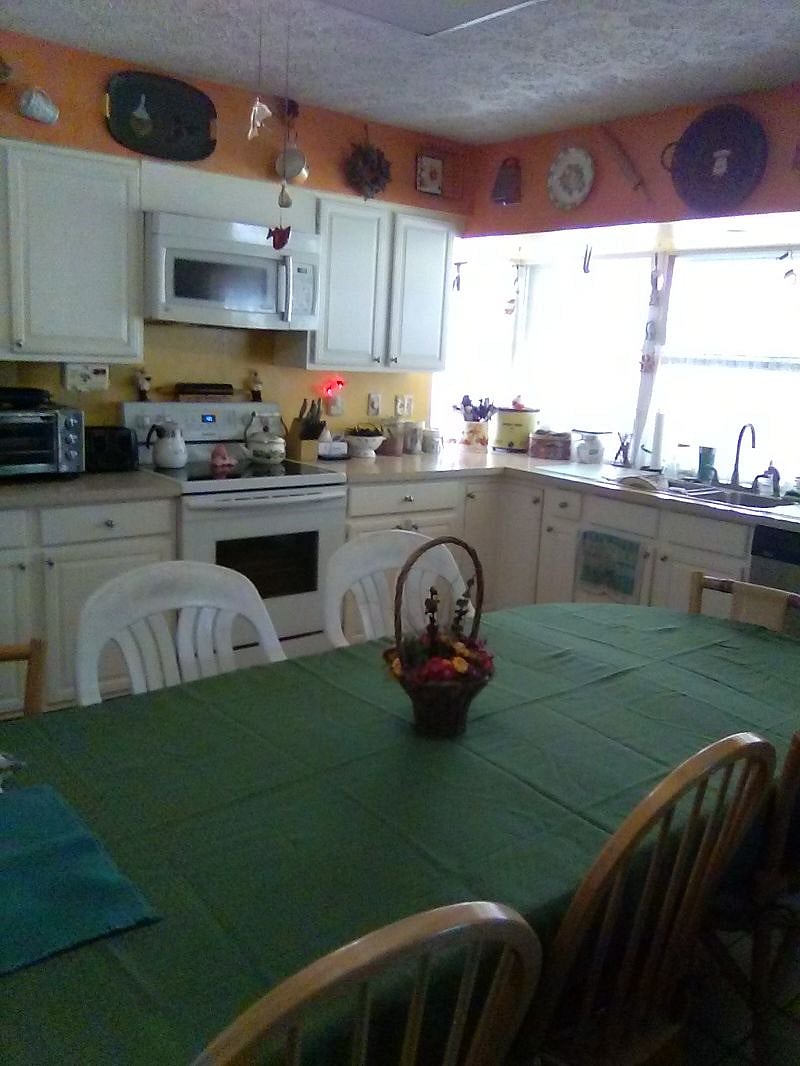 Shared eat in kitchen 