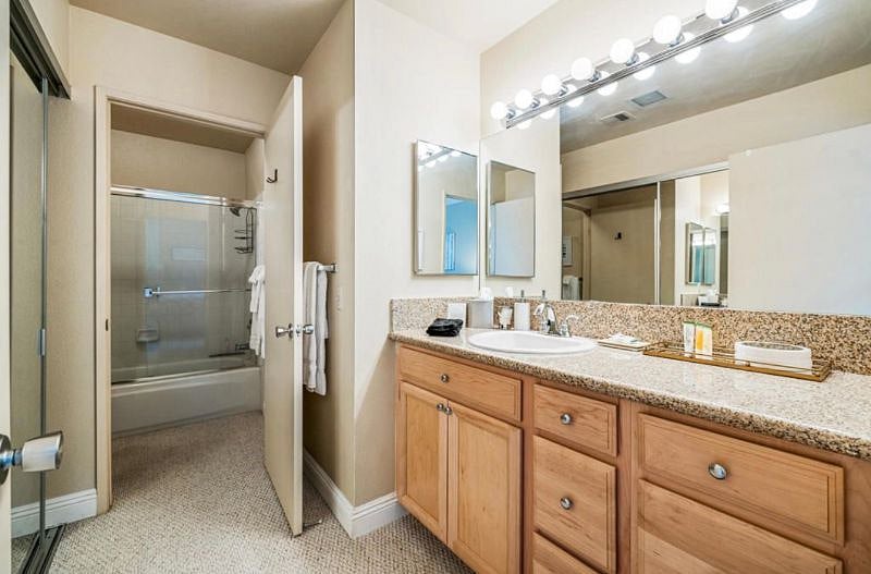 Furnished Finder property 490455_1 photo 8