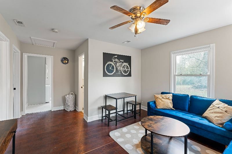 Furnished Finder property 490456_1 photo 24