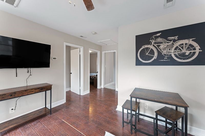 Furnished Finder property 490456_1 photo 17