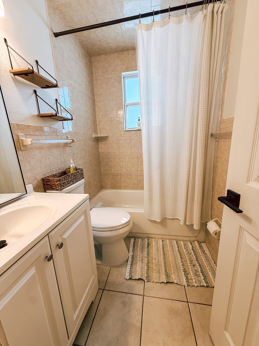 Furnished Finder property 490461_2 photo 15