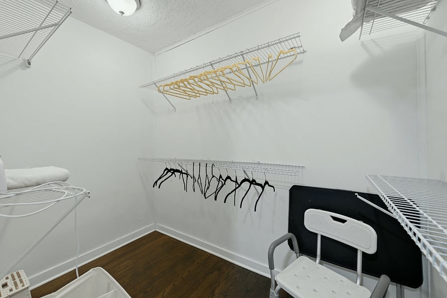 Furnished Finder property 490530_1 photo 12