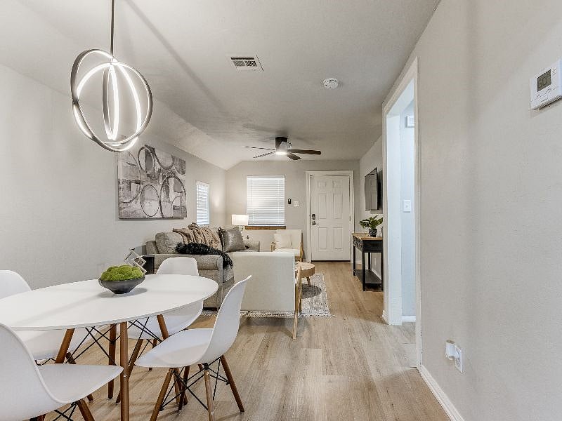 Furnished Finder property 490531_1 photo 14