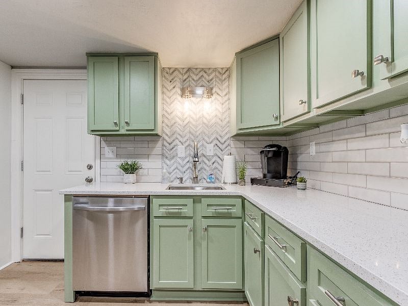 Furnished Finder property 490531_1 photo 19