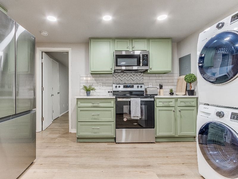 Furnished Finder property 490531_1 photo 22